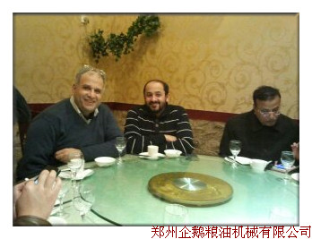 孟加拉國(guó)50噸米糠膨化浸出生產(chǎn)線(圖1) 浸出油設(shè)備,大型浸出設(shè)備,成套浸出設(shè)備哪家好,浸出生產(chǎn)線廠家,浸出生產(chǎn)線哪家好,浸出設(shè)備